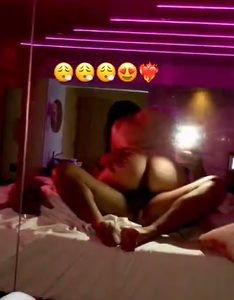 Cogiendo en un motel con la culona de ig 4