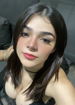 Pendeja trola tetona se filtran sus fotos enseñando todo 15