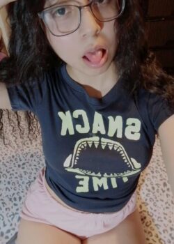 Mi hermanita le manda nudes a su novio 7