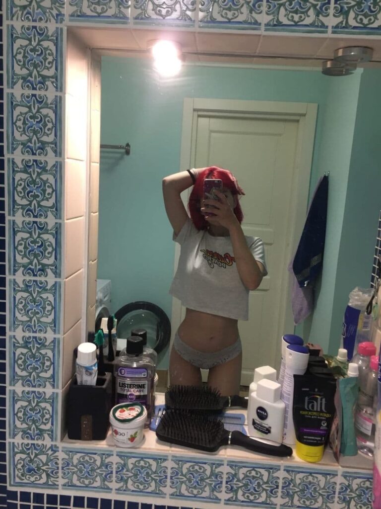 Egresada virgencita se mete cositas y se graba 1