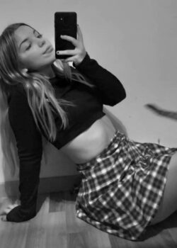 Aporte de pendeja culona universitaria 1