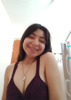 Morrita caliente de 18 años filtrada por su ex novio 12